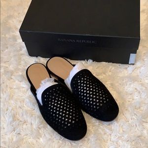 NWOT Banana Republic Demi Mule